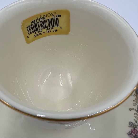 LENOX  SOUTHERN VISTA  FOOTED CUP AND SAUCER SET OF TWO - Picture 5 of 8